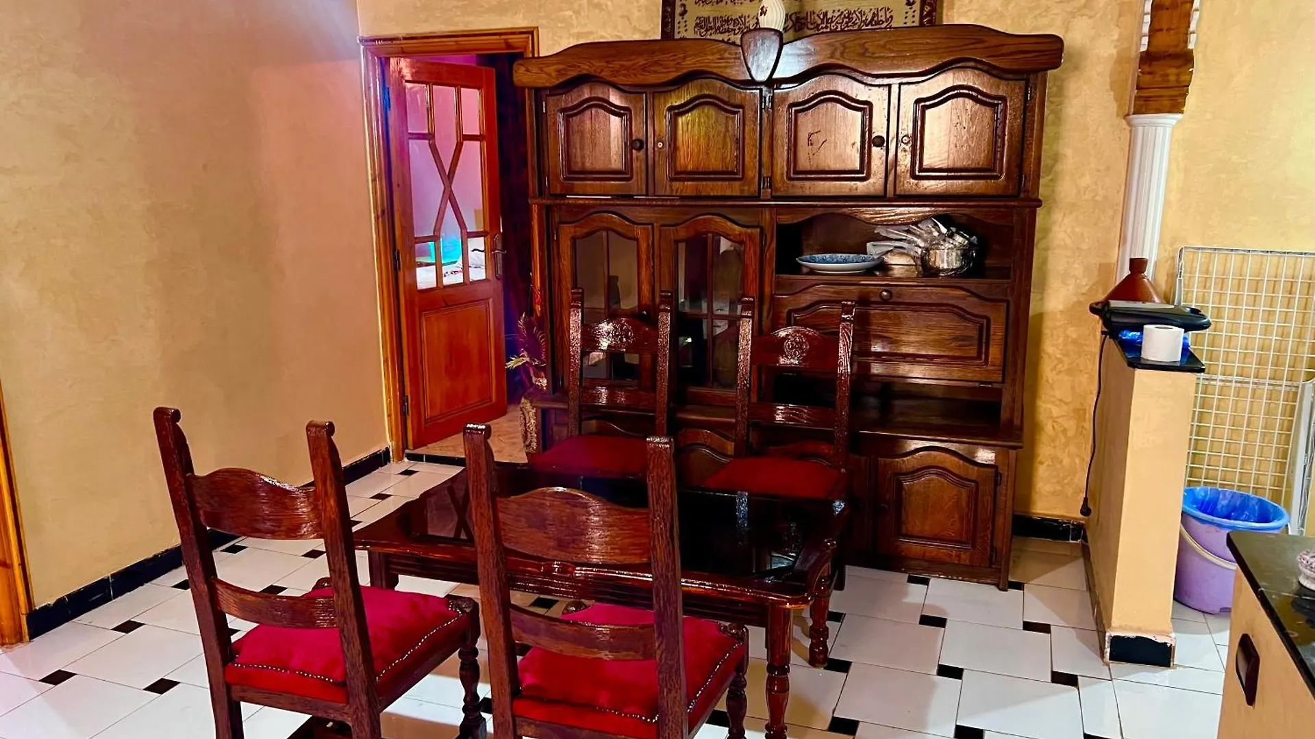 Red House Apartment Essaouira